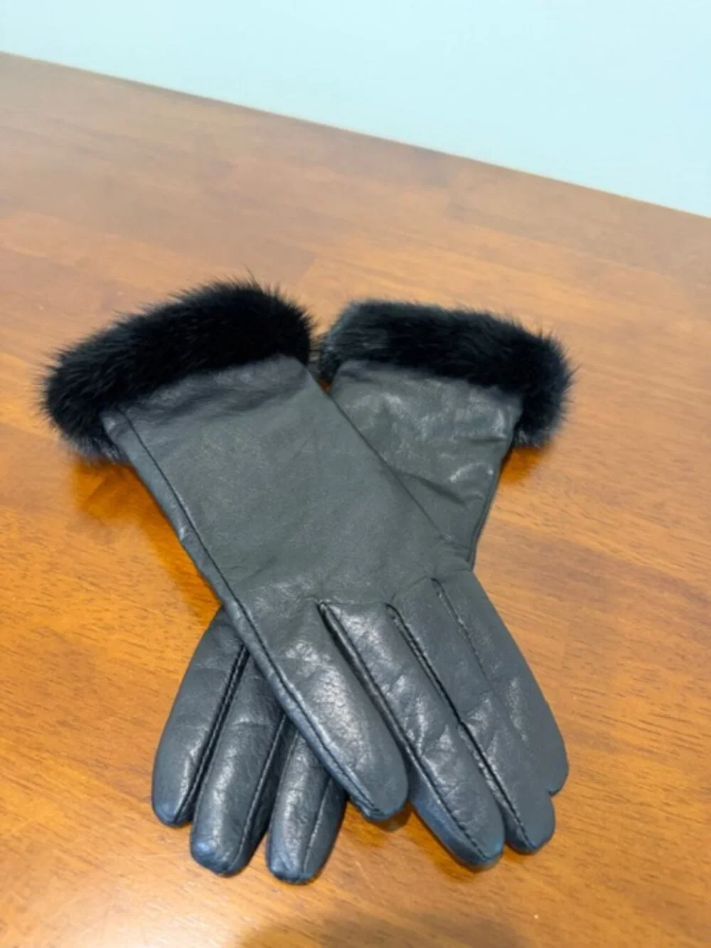 Leather Cashmere Lining Women’s Gloves Used